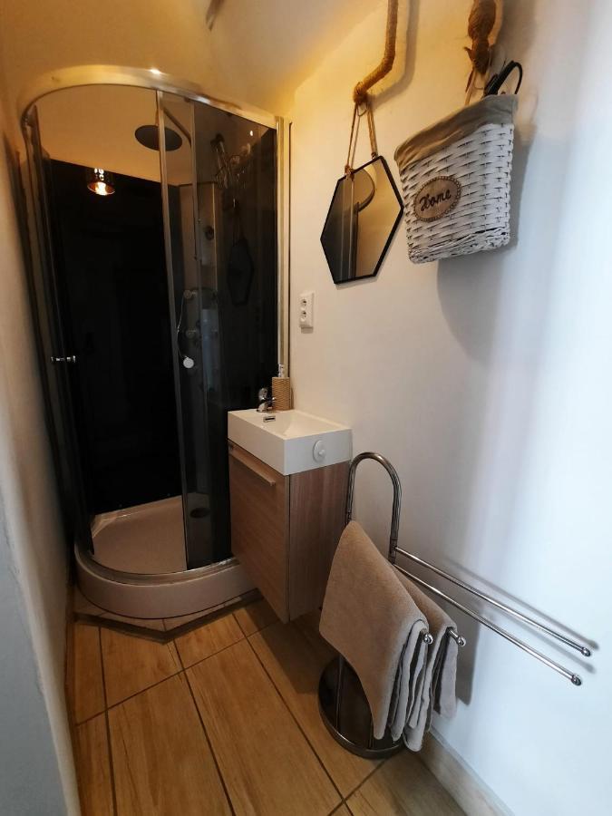 Apartman Matty V Tichom Dvore Priamo V Centre Bratislava Exteriér fotografie